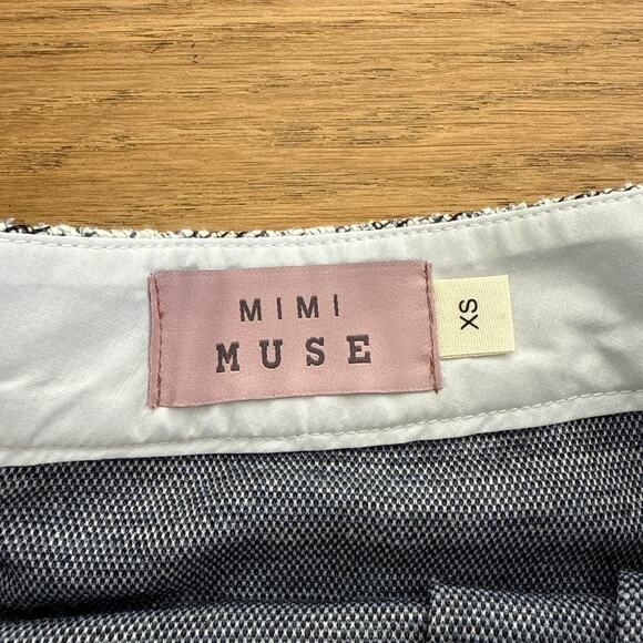 Mimi Muse - Camille Tweed Crop Top & Pleated Mini Skirt in Gray White & Black - Picture 2 of 6